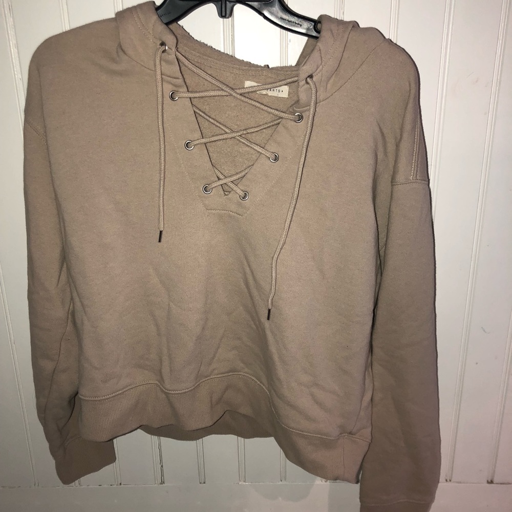 Tan sweatshirt